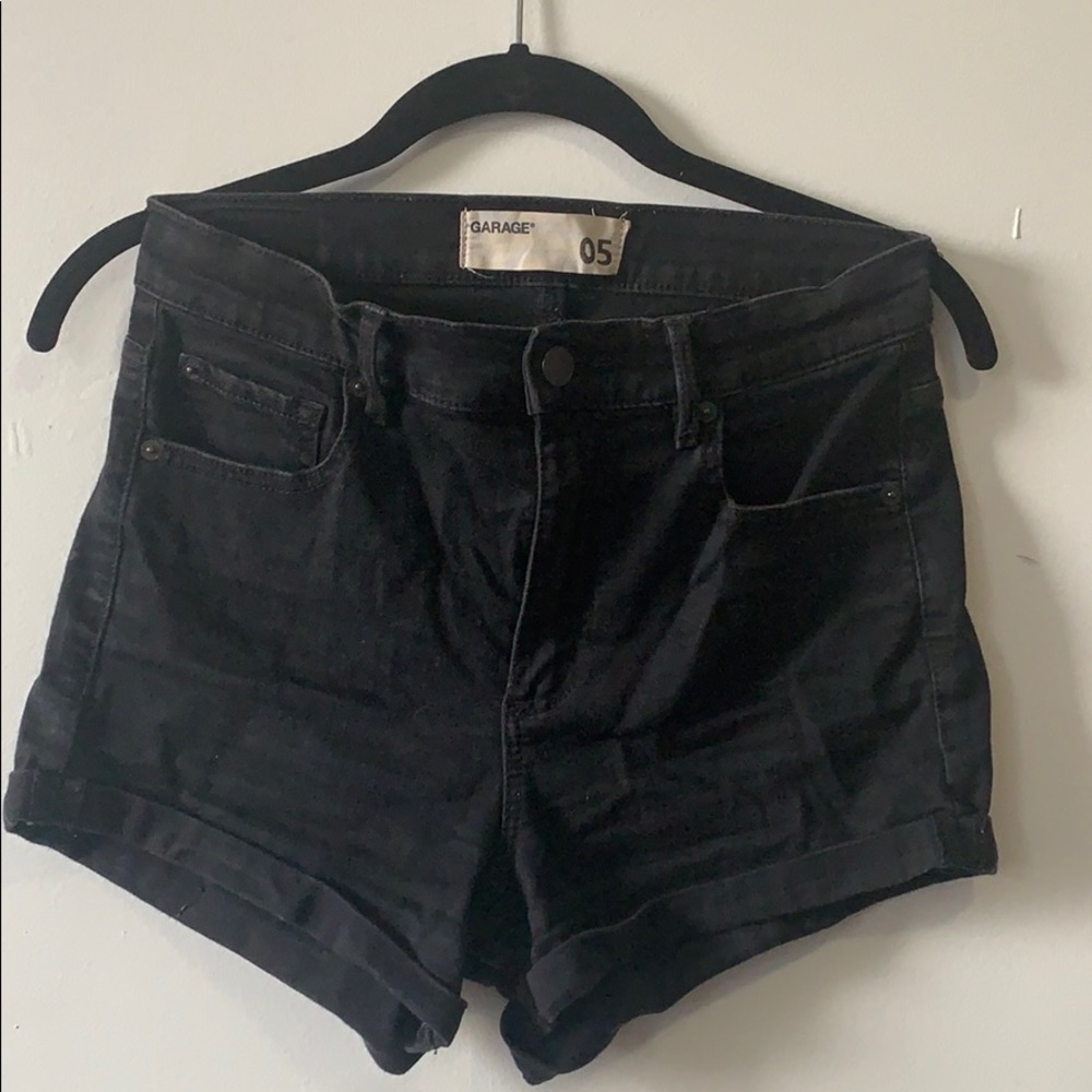 Black highwaisted shorts